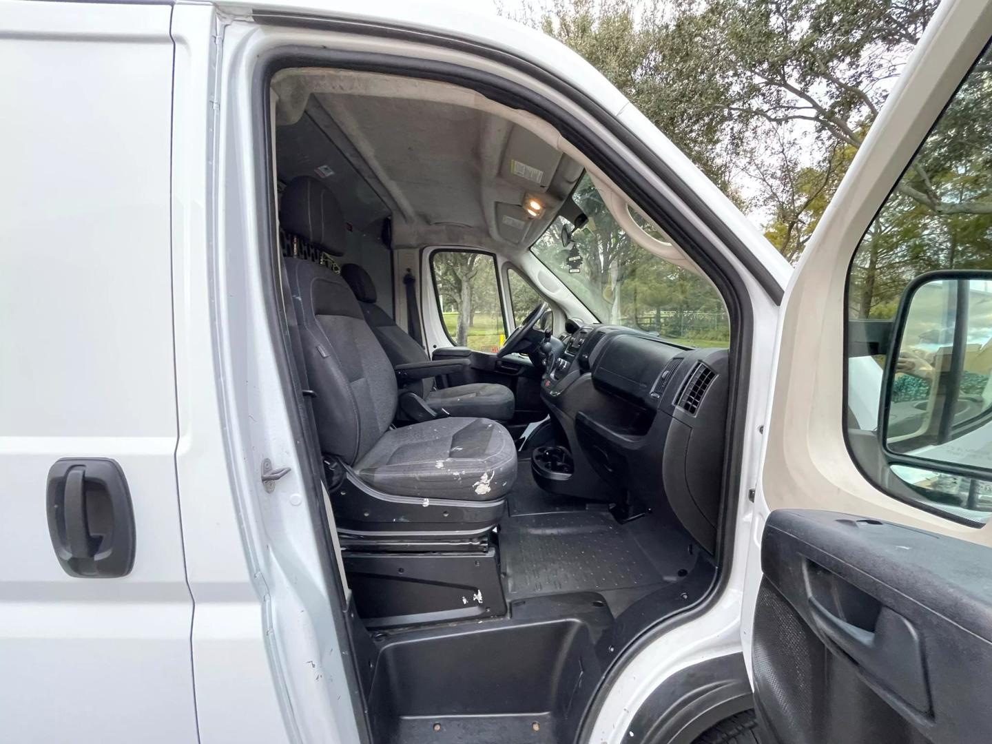 2019 RAM ProMaster Cargo Van Base photo 15