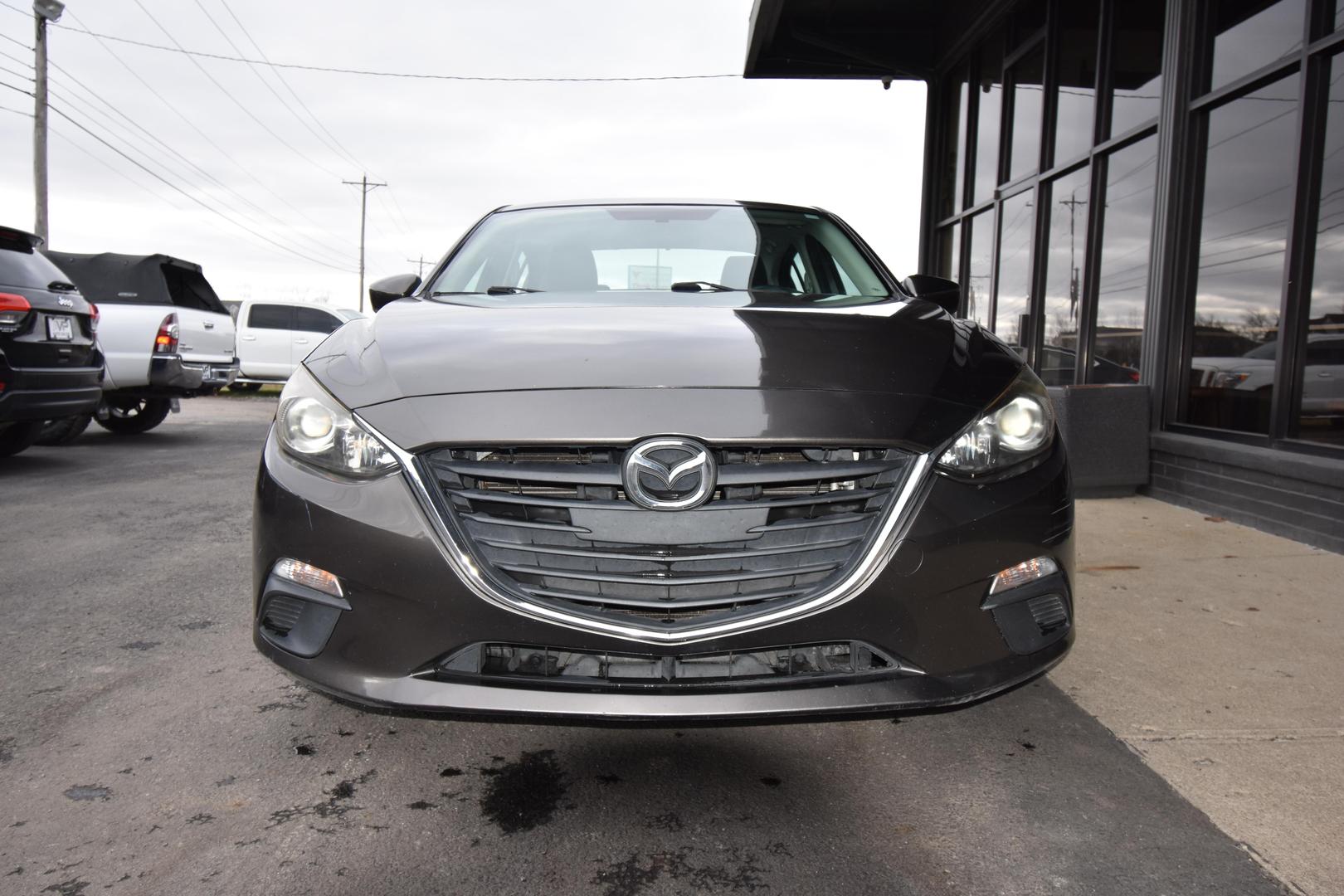 2014 Mazda MAZDA3 i Sport photo 2