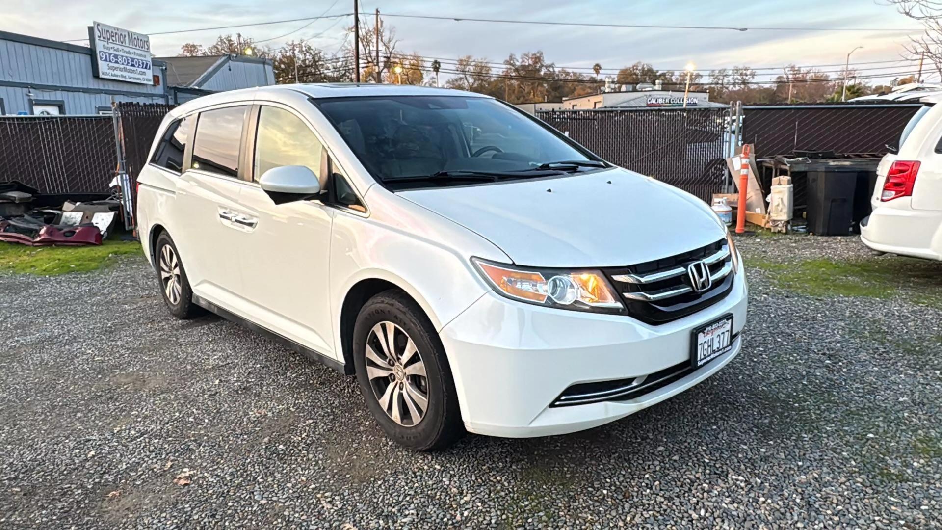 2014 Honda Odyssey EX-L photo 2