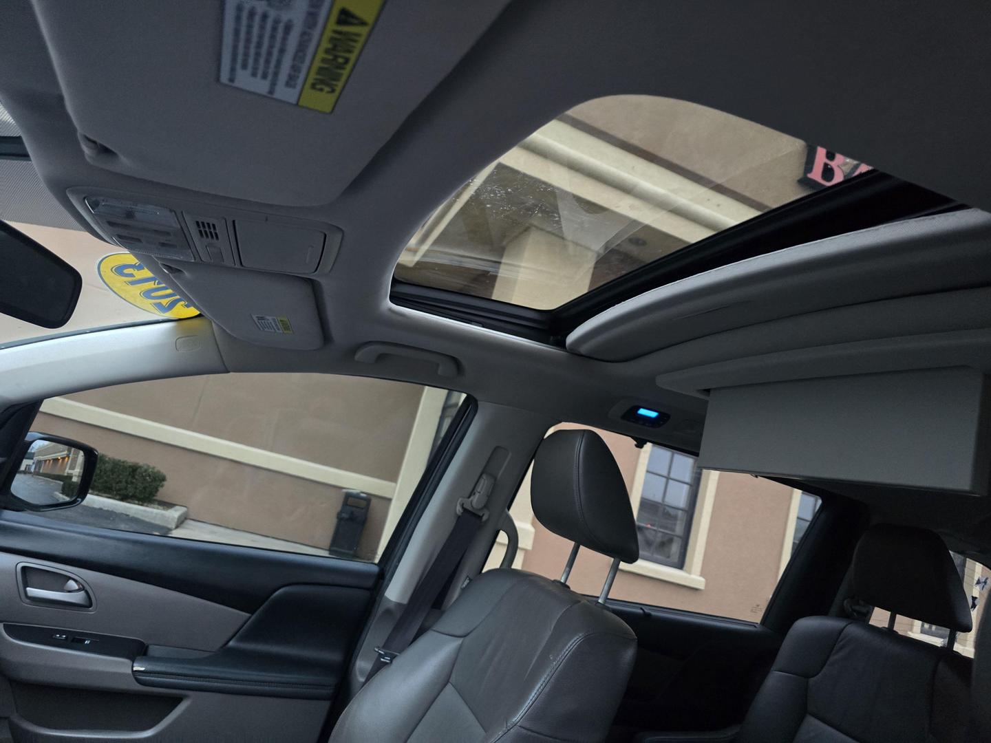 2013 Honda Odyssey Touring photo 66