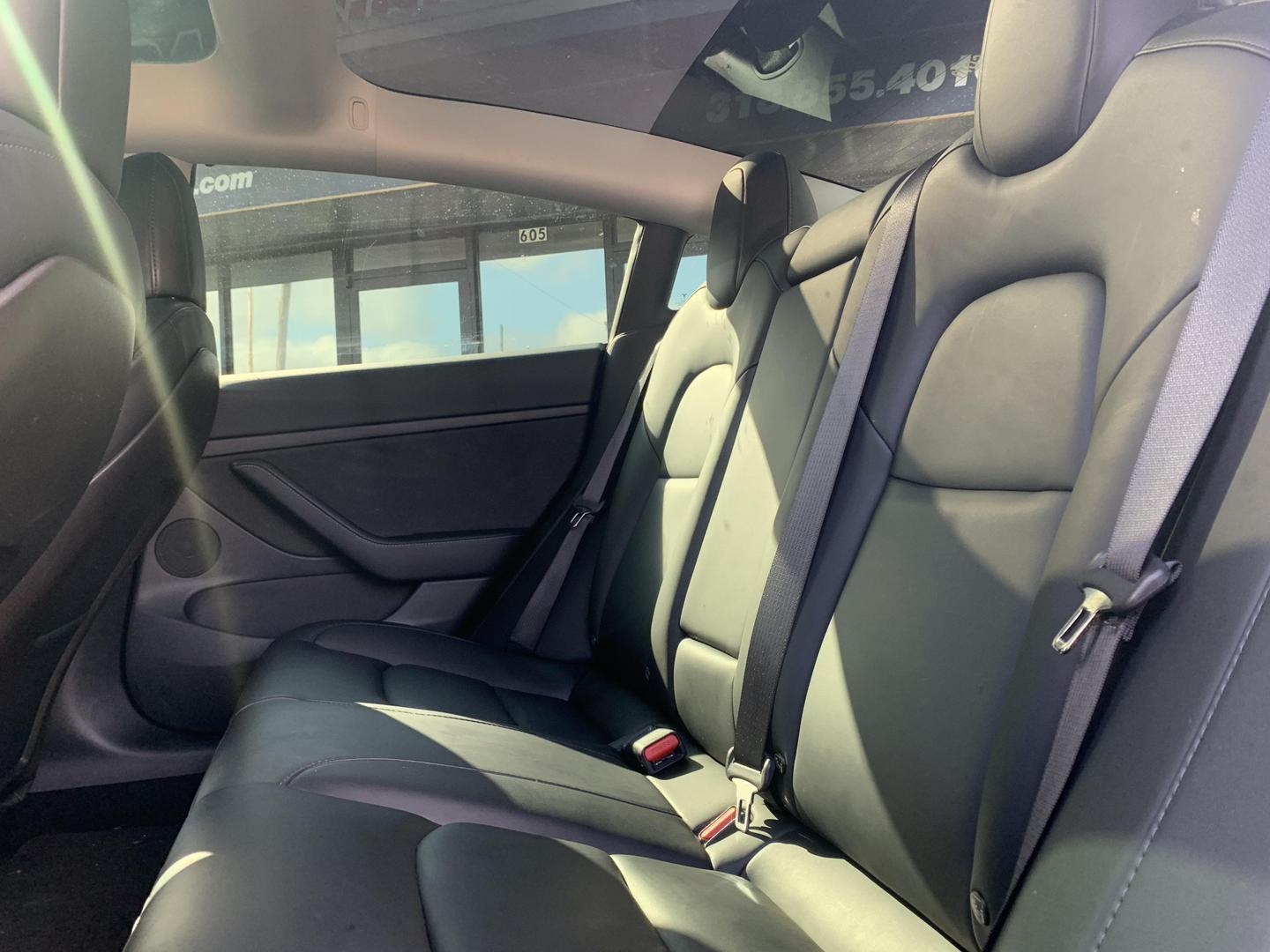 2021 Tesla Model 3 Base photo 4