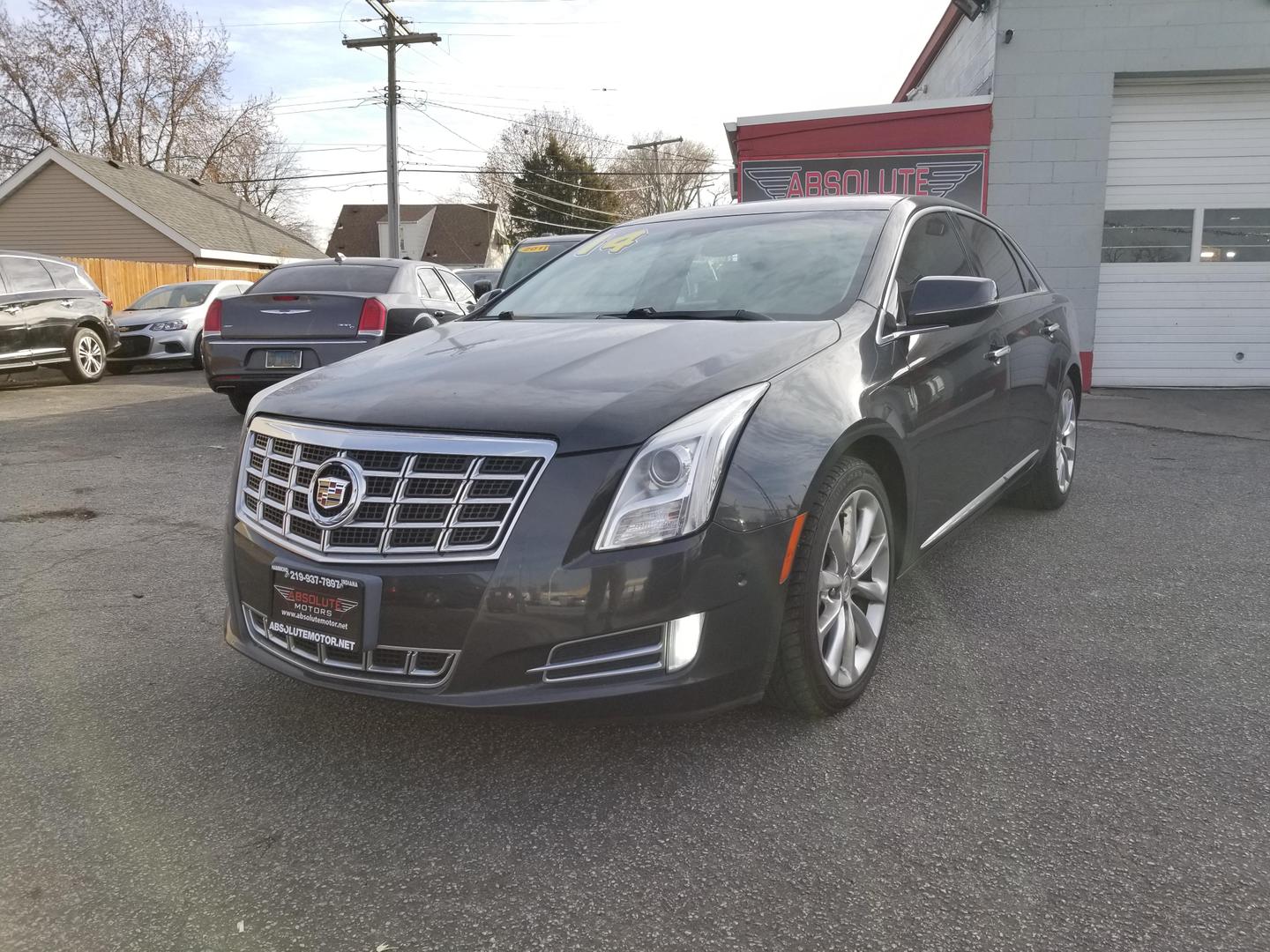 2014 Cadillac XTS Luxury Collection photo 3