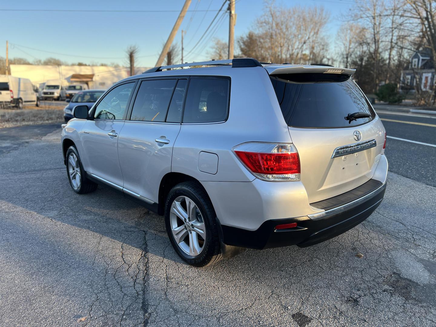 2013 Toyota Highlander Limited photo 3