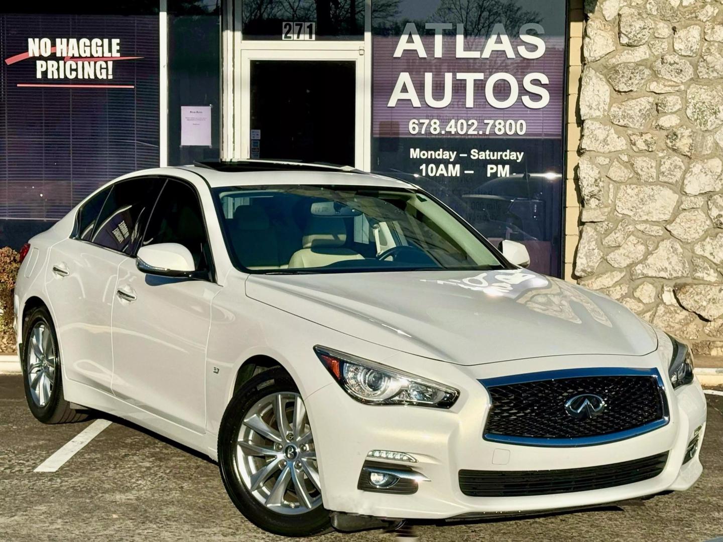 INFINITI Q50's photo