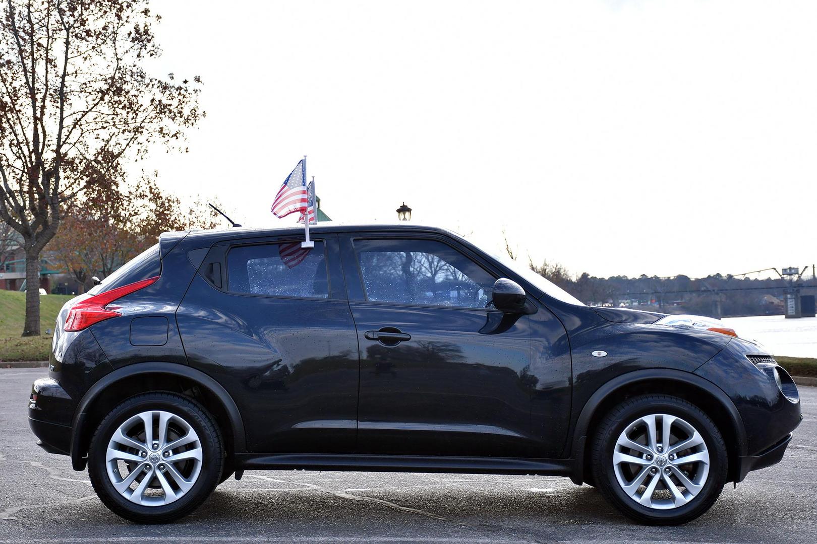 2014 Nissan JUKE S photo 15