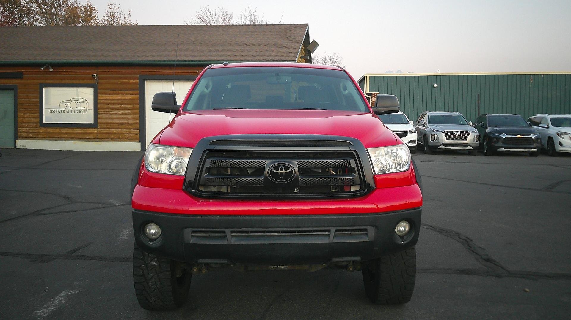 2013 Toyota Tundra Tundra Grade photo 2