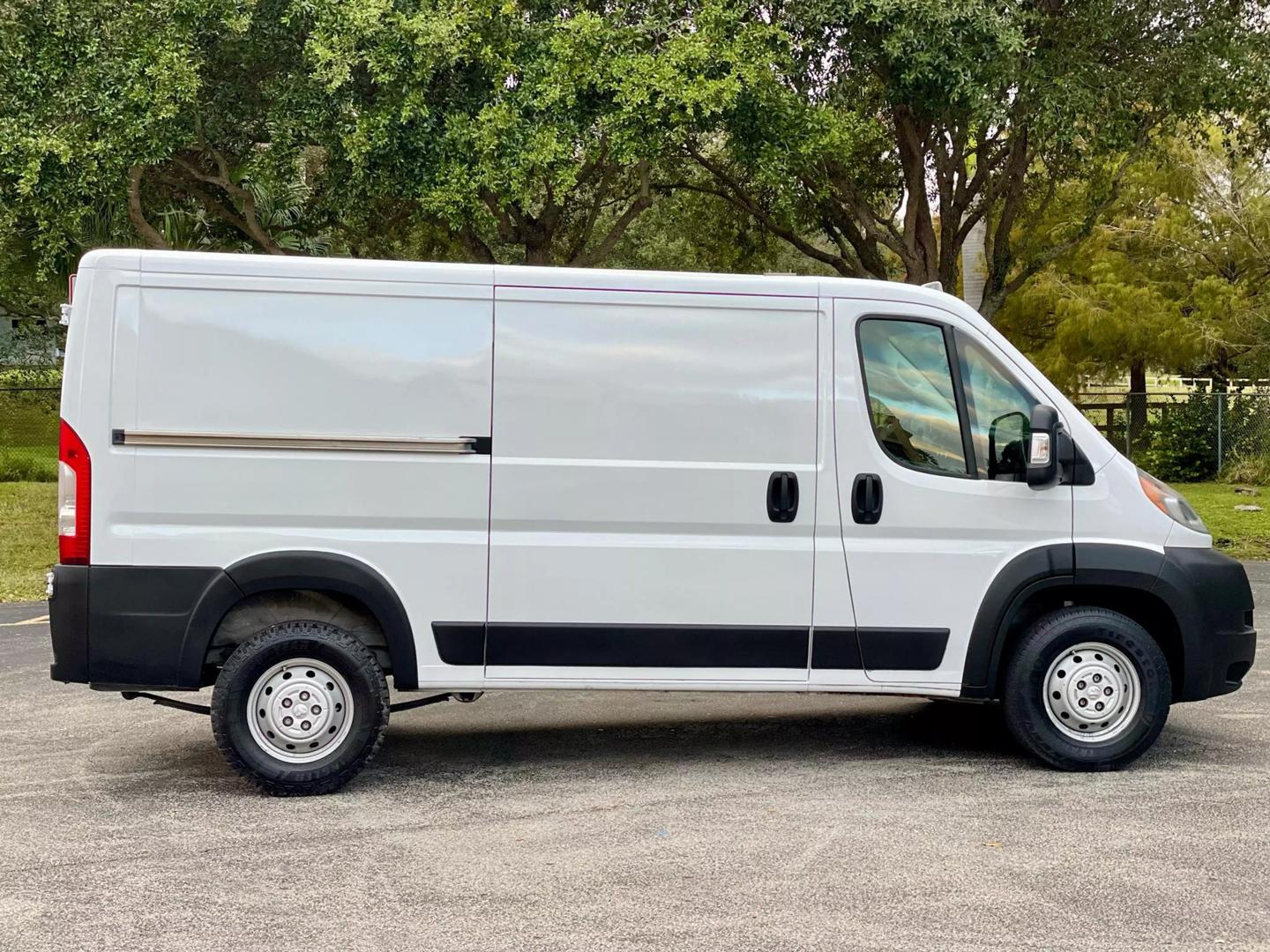 2019 RAM ProMaster Cargo Van Base photo 5