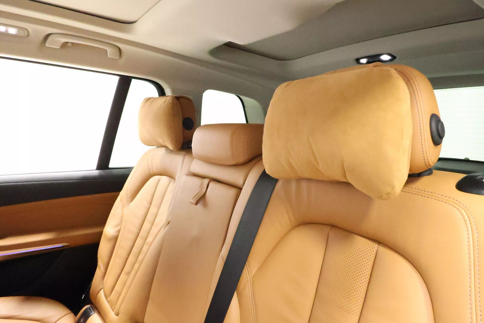 2022 Bmw X7 - Image 50
