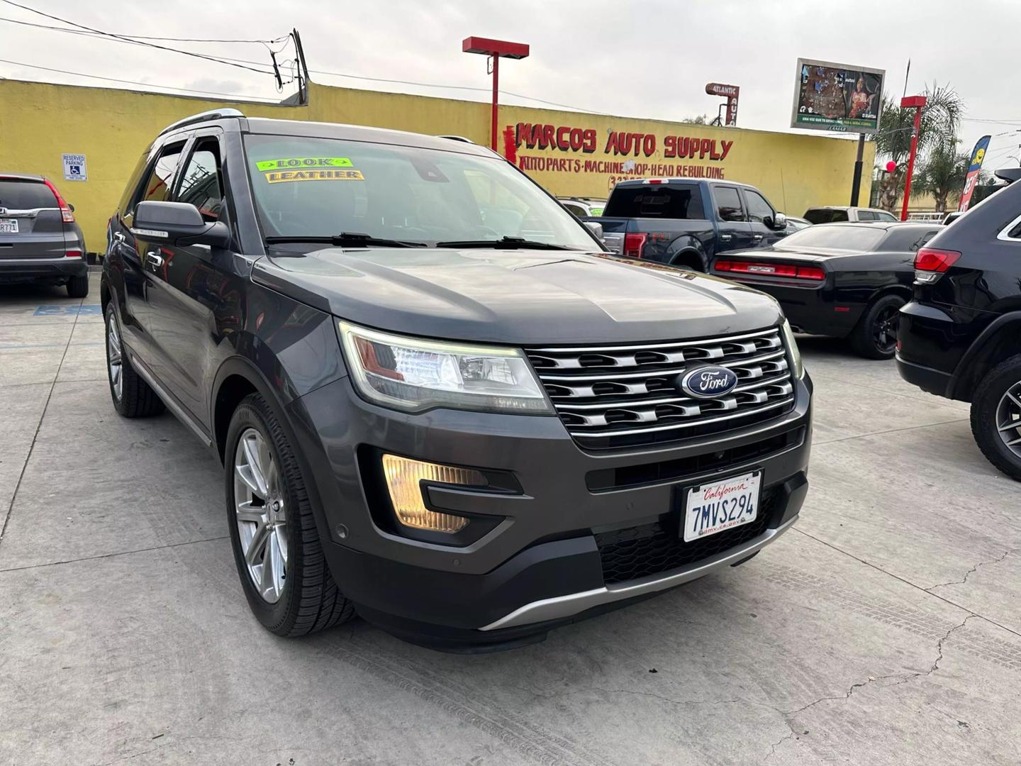 2016 Ford Explorer Limited photo 7