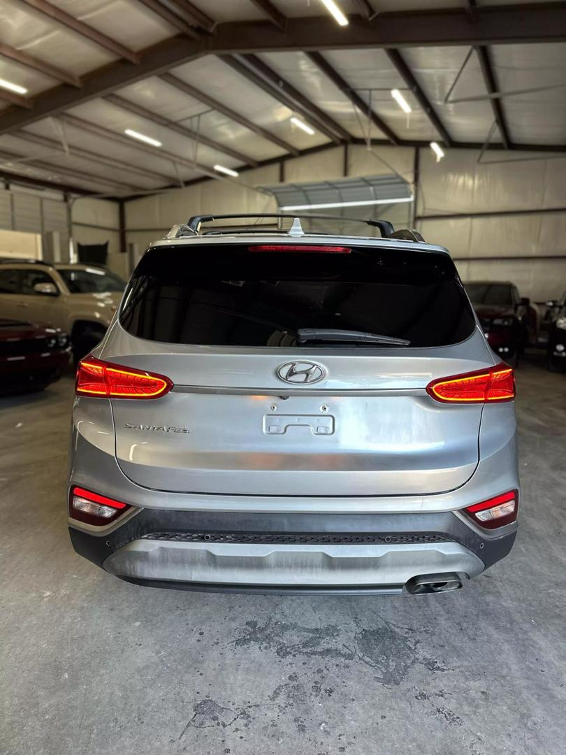 2020 Hyundai Santa Fe SEL photo 5