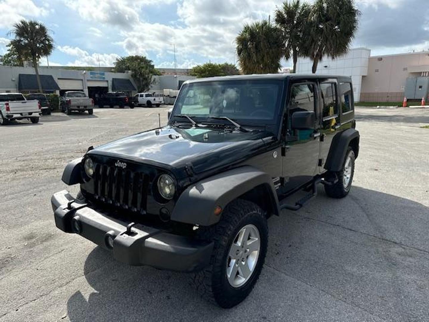 2015 Jeep Wrangler Unlimited Sport photo 16