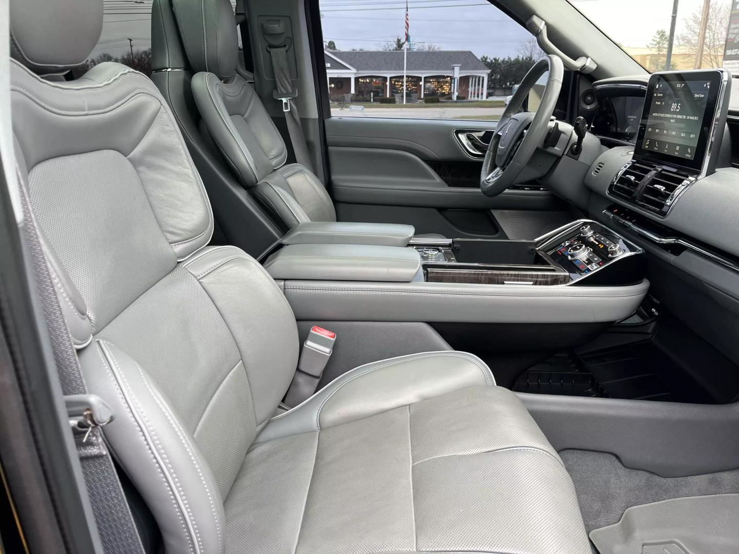 2018 Lincoln Navigator Reserve photo 19