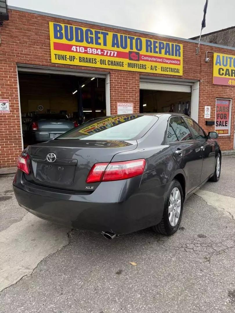 2009 Toyota Camry XLE photo 10