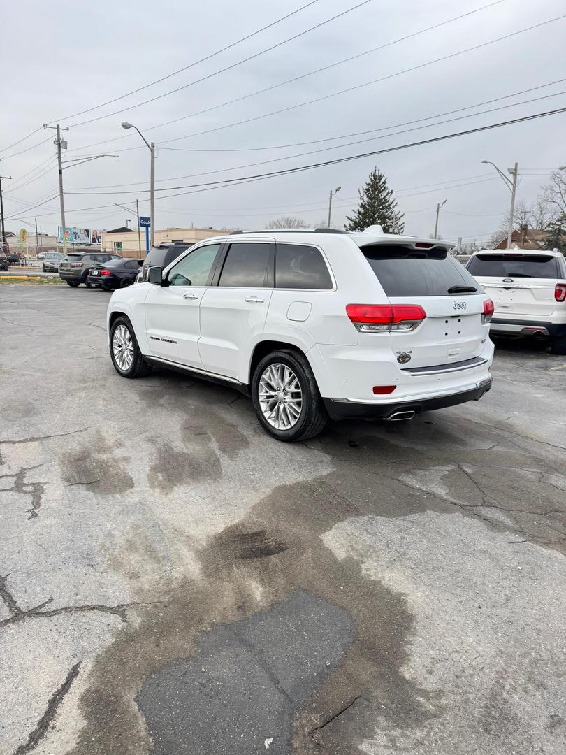 2017 Jeep Grand Cherokee Summit photo 5