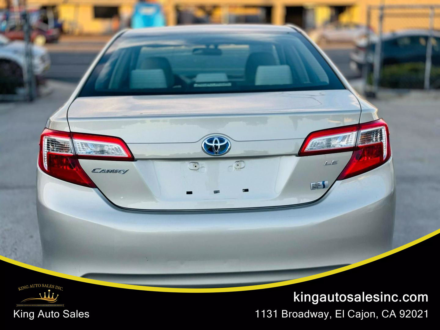 2014 Toyota Camry LE Hybrid photo 3