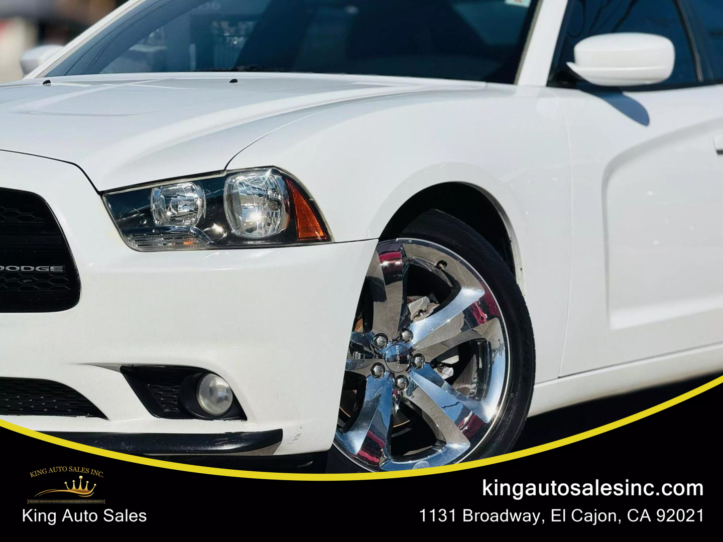 2012 Dodge Charger SXT photo 5