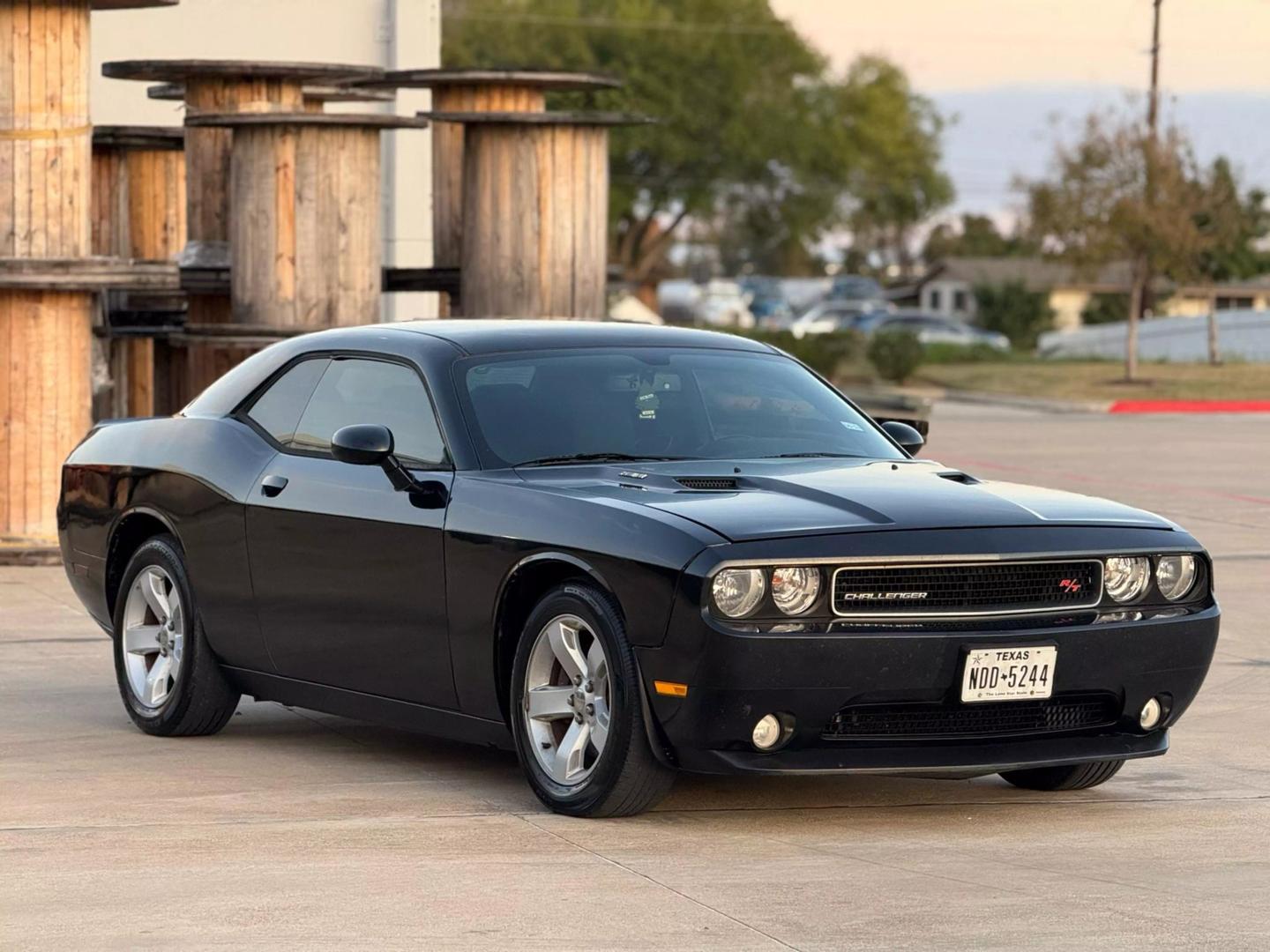 2014 Dodge Challenger R/T photo 12