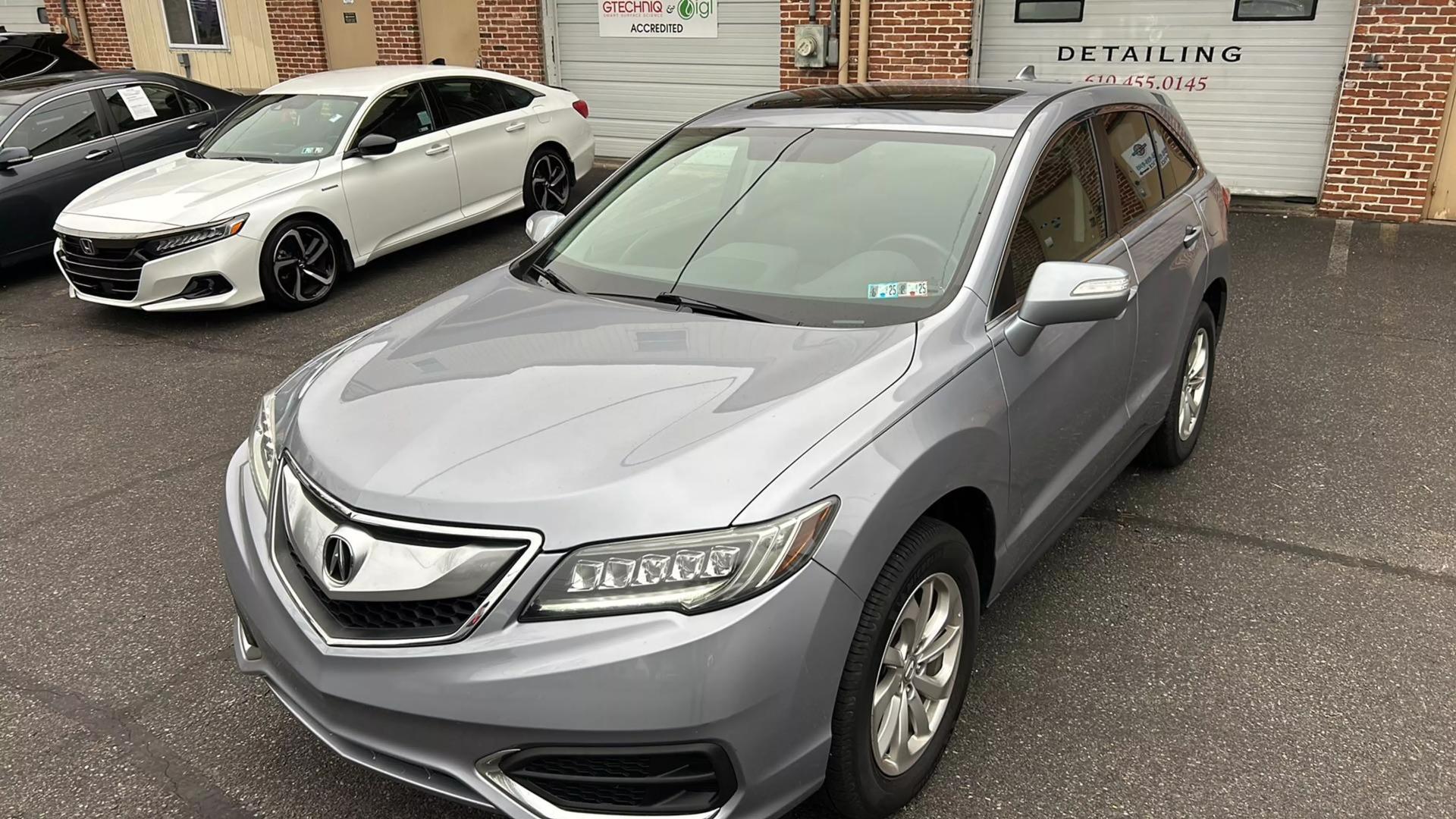 2016 Acura RDX Technology Package photo 2