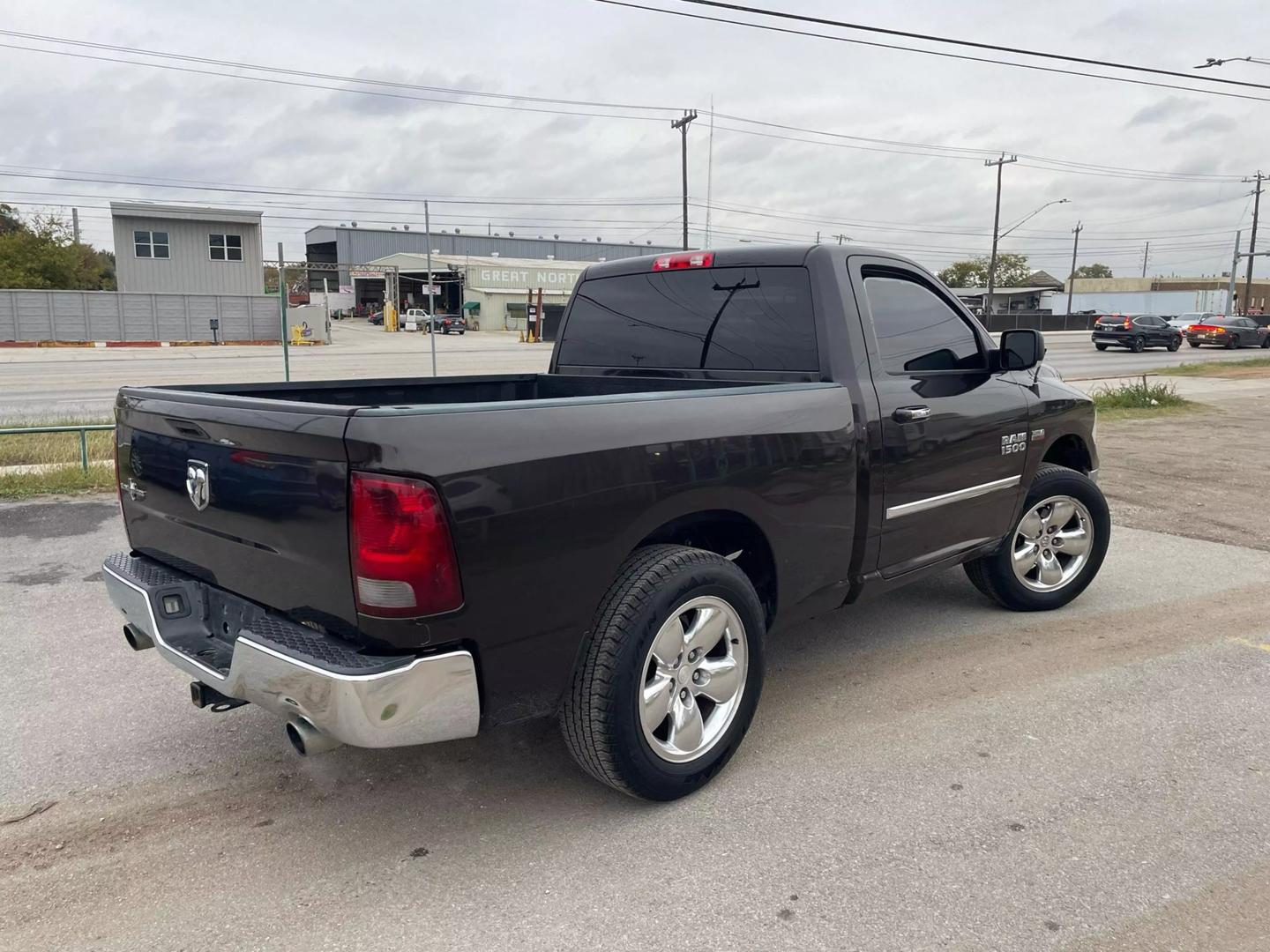 2017 RAM Ram 1500 Pickup Lone Star photo 2