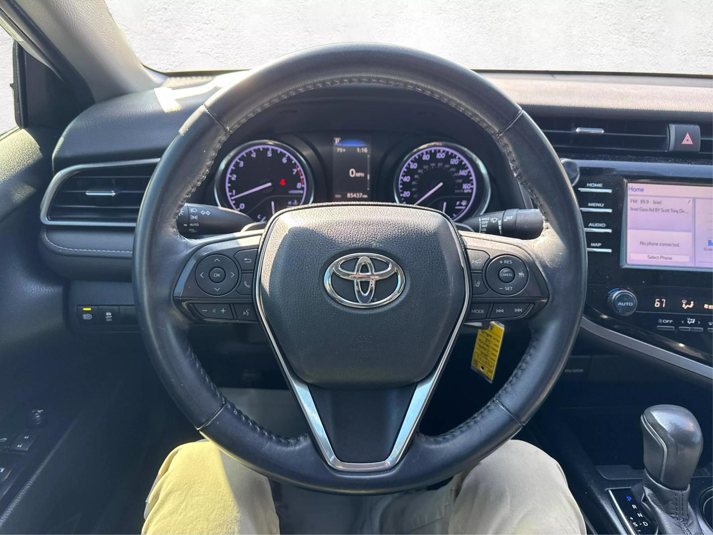 2019 Toyota Camry SE photo 16