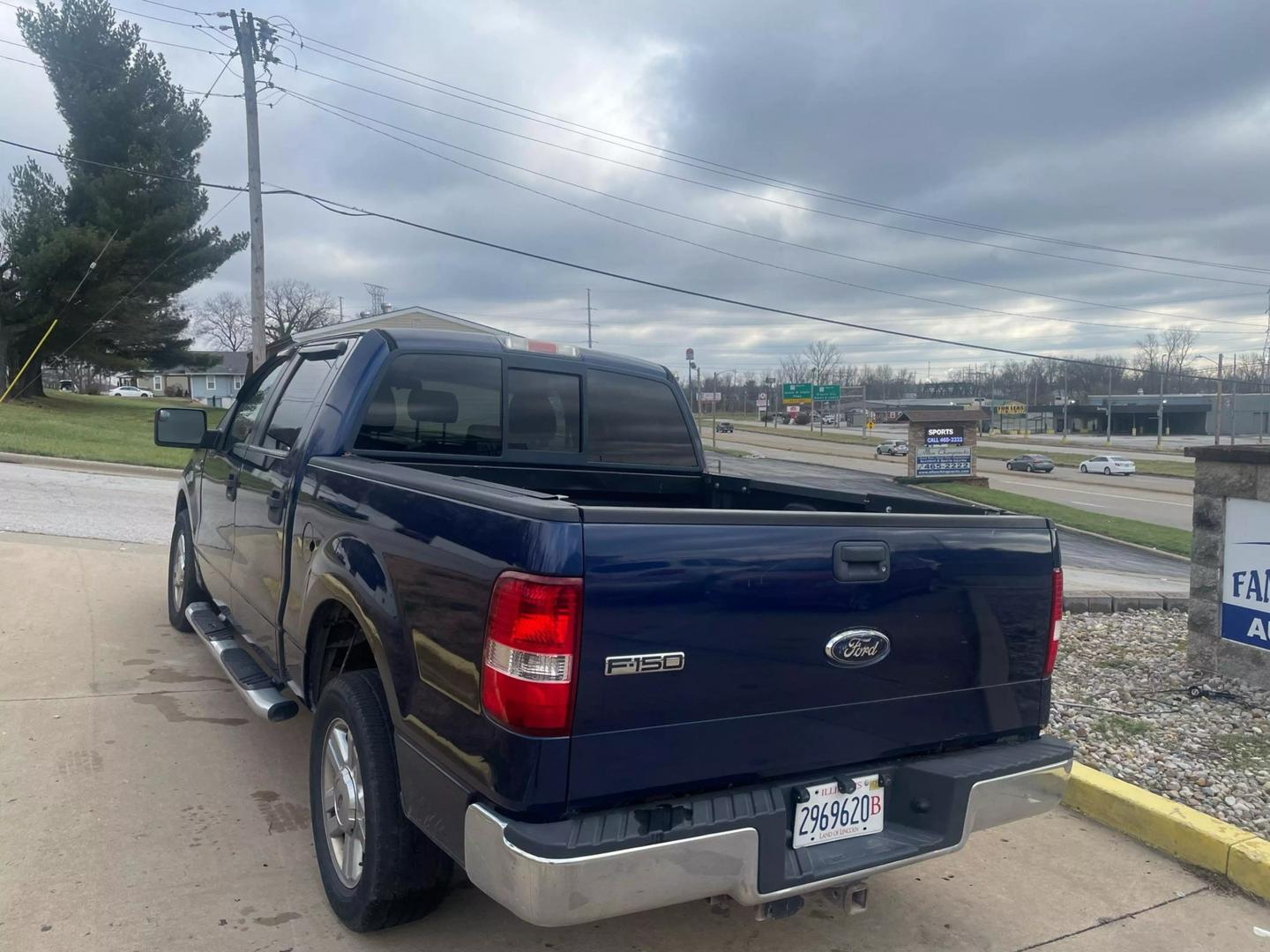 2008 Ford F-150 XLT photo 8