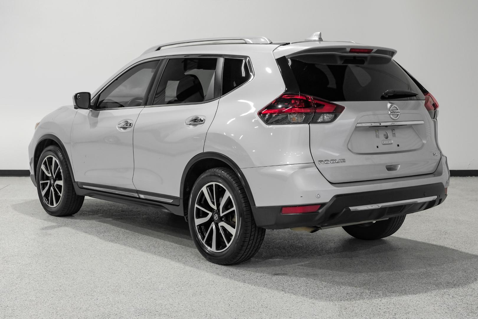 2019 Nissan Rogue SL photo 8