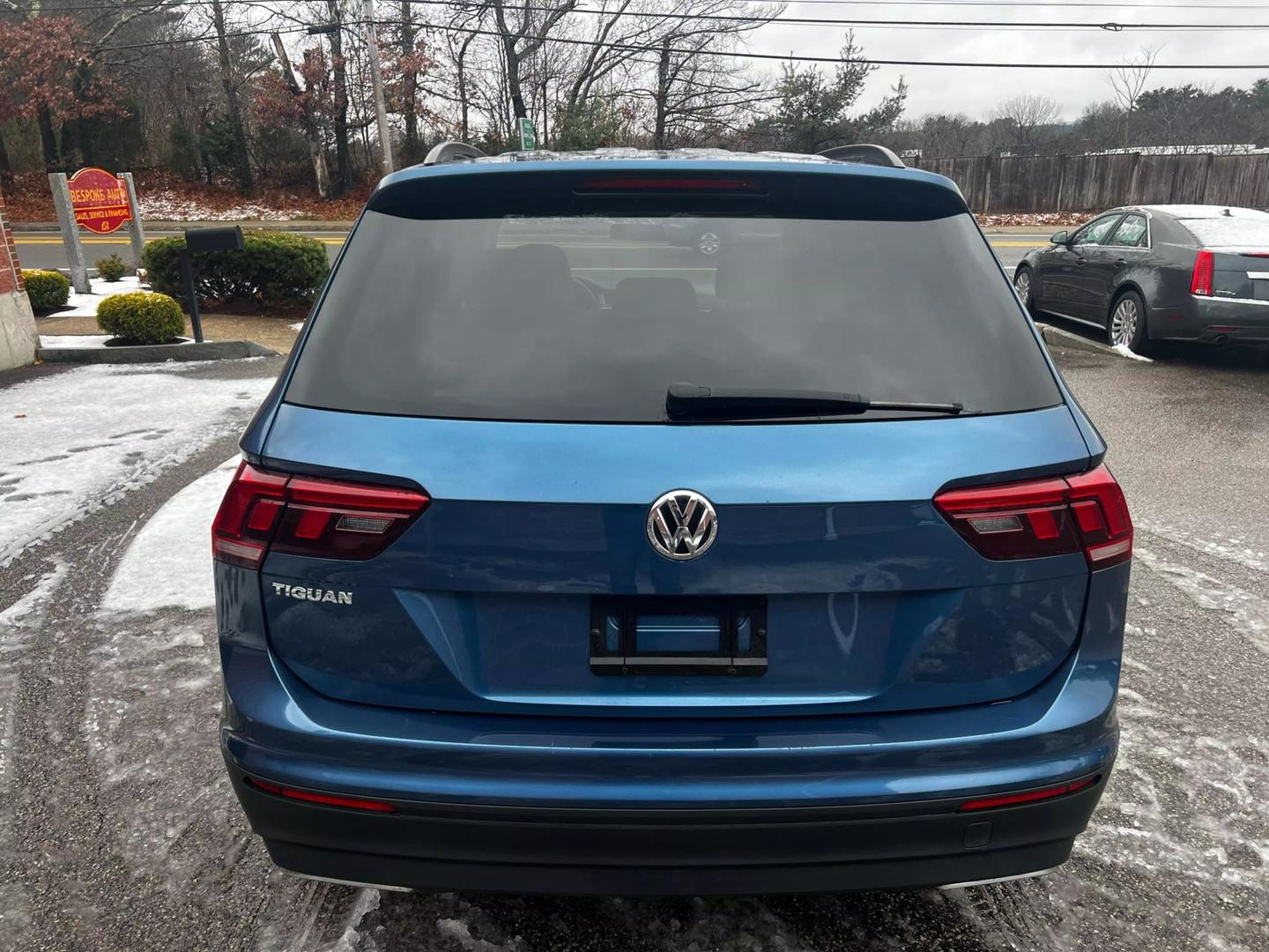 2019 Volkswagen Tiguan S photo 4