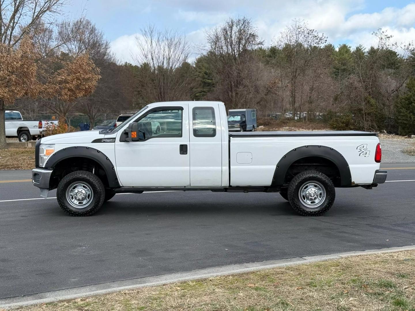 2011 Ford F-250 Super Duty XLT photo 9