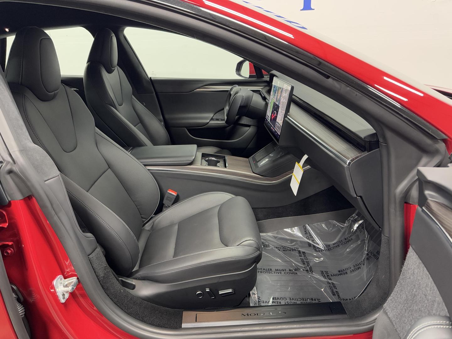 2021 Tesla Model S Plaid photo 16