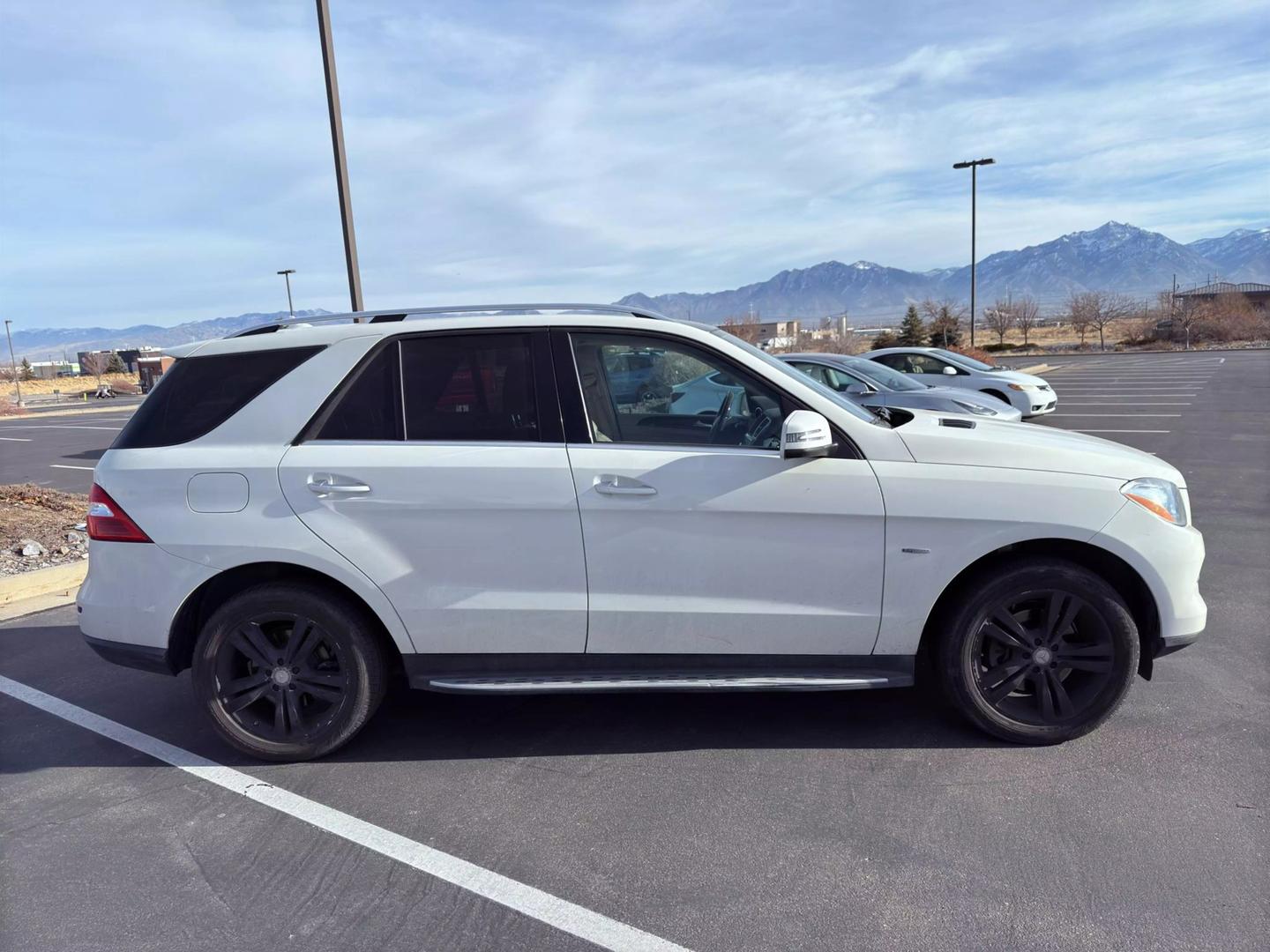 2012 Mercedes-Benz M-Class ML350 photo 44