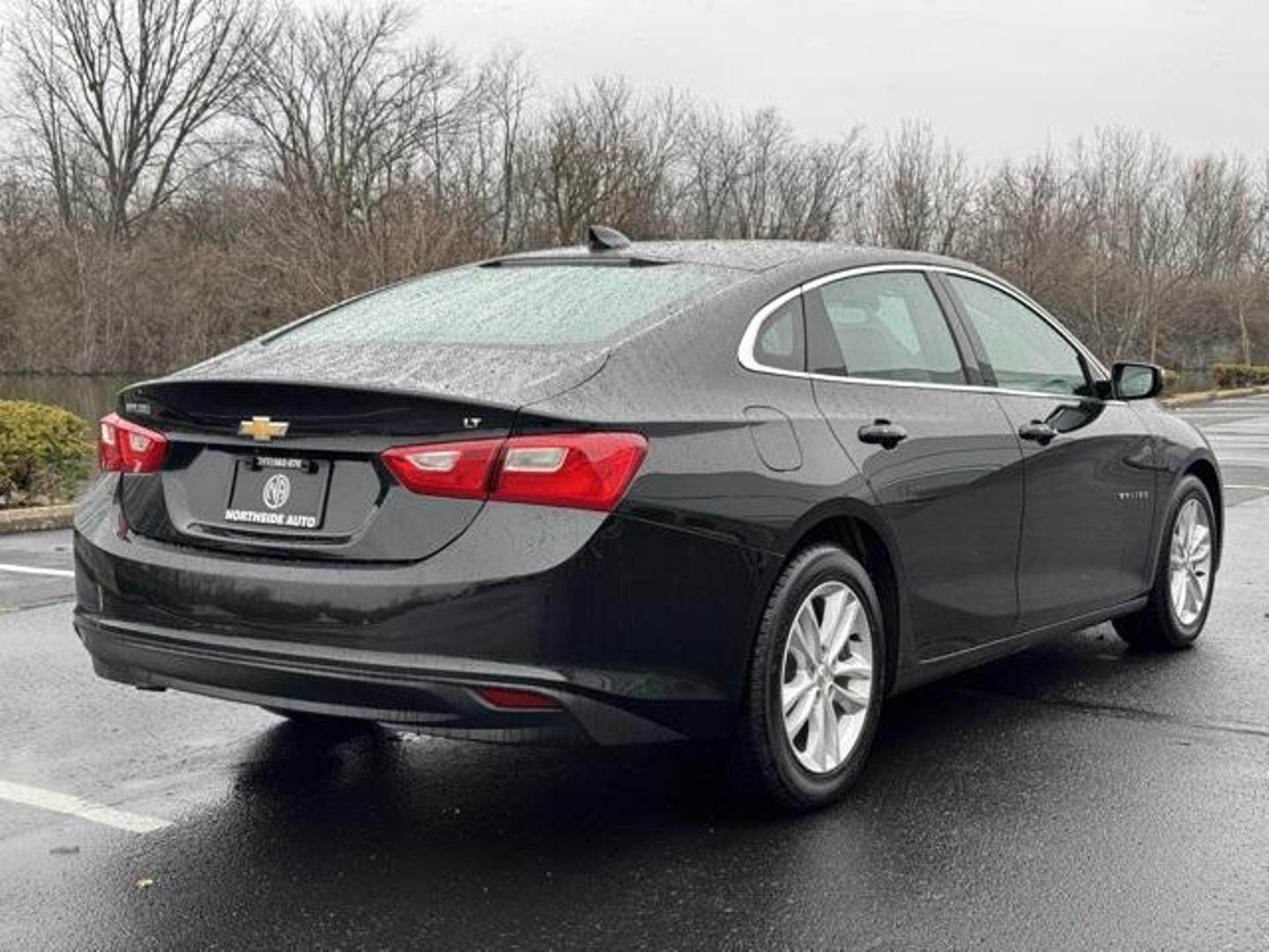 2016 Chevrolet Malibu 1LT photo 4