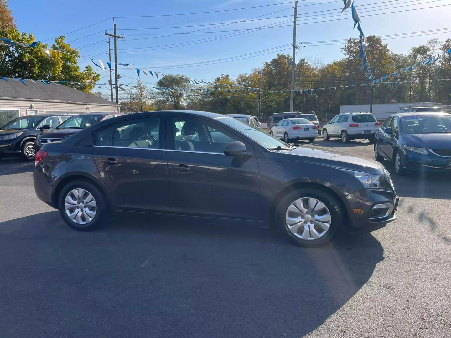 2015 Chevrolet Cruze 1LT photo 21