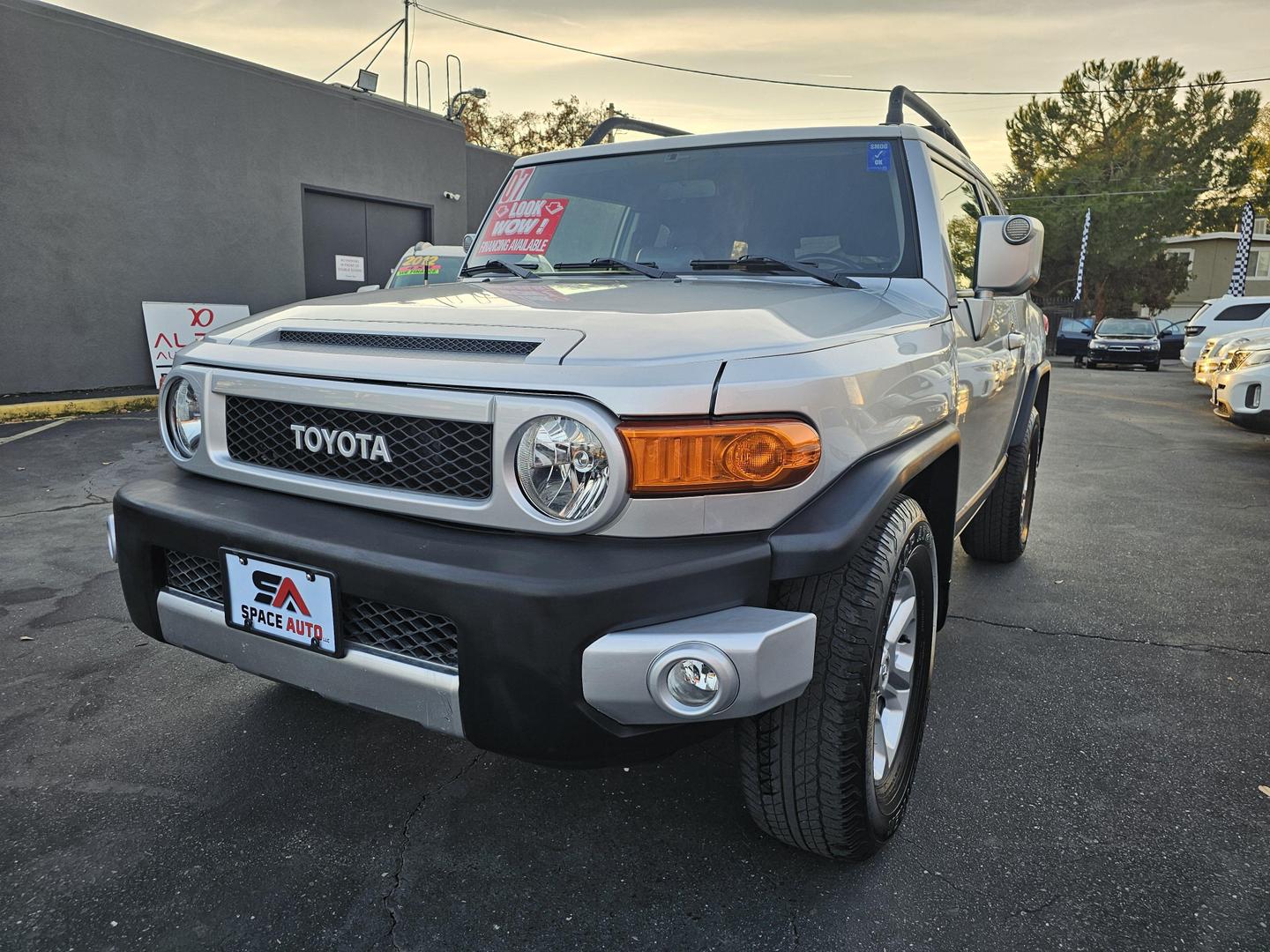 2007 Toyota FJ Cruiser Base photo 2