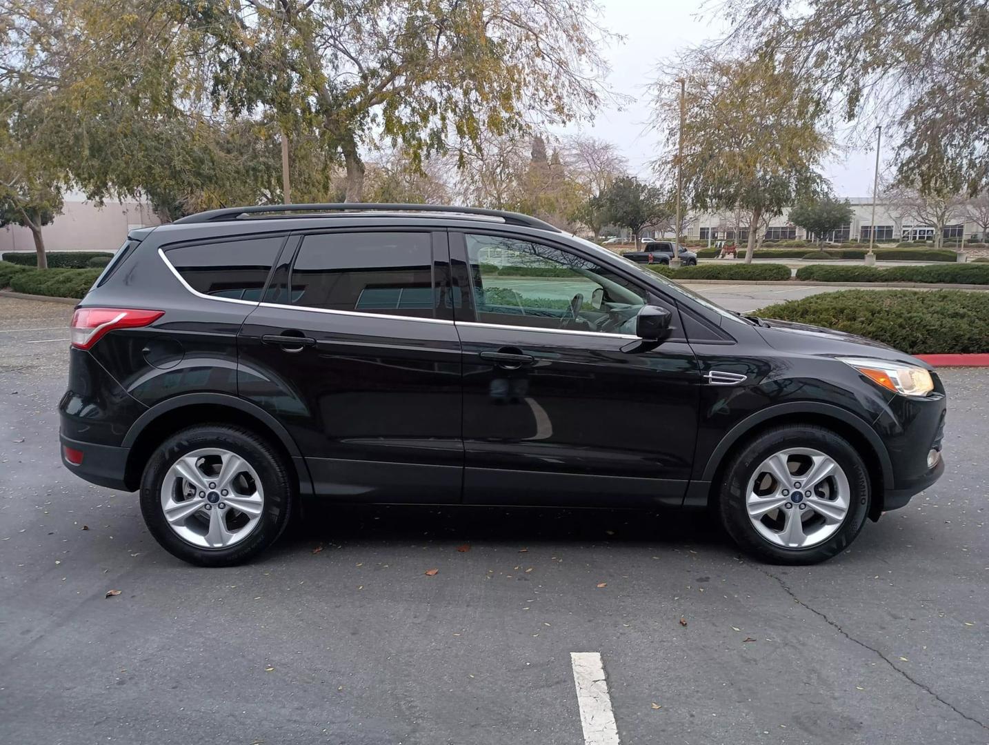 2015 Ford Escape SE photo 8