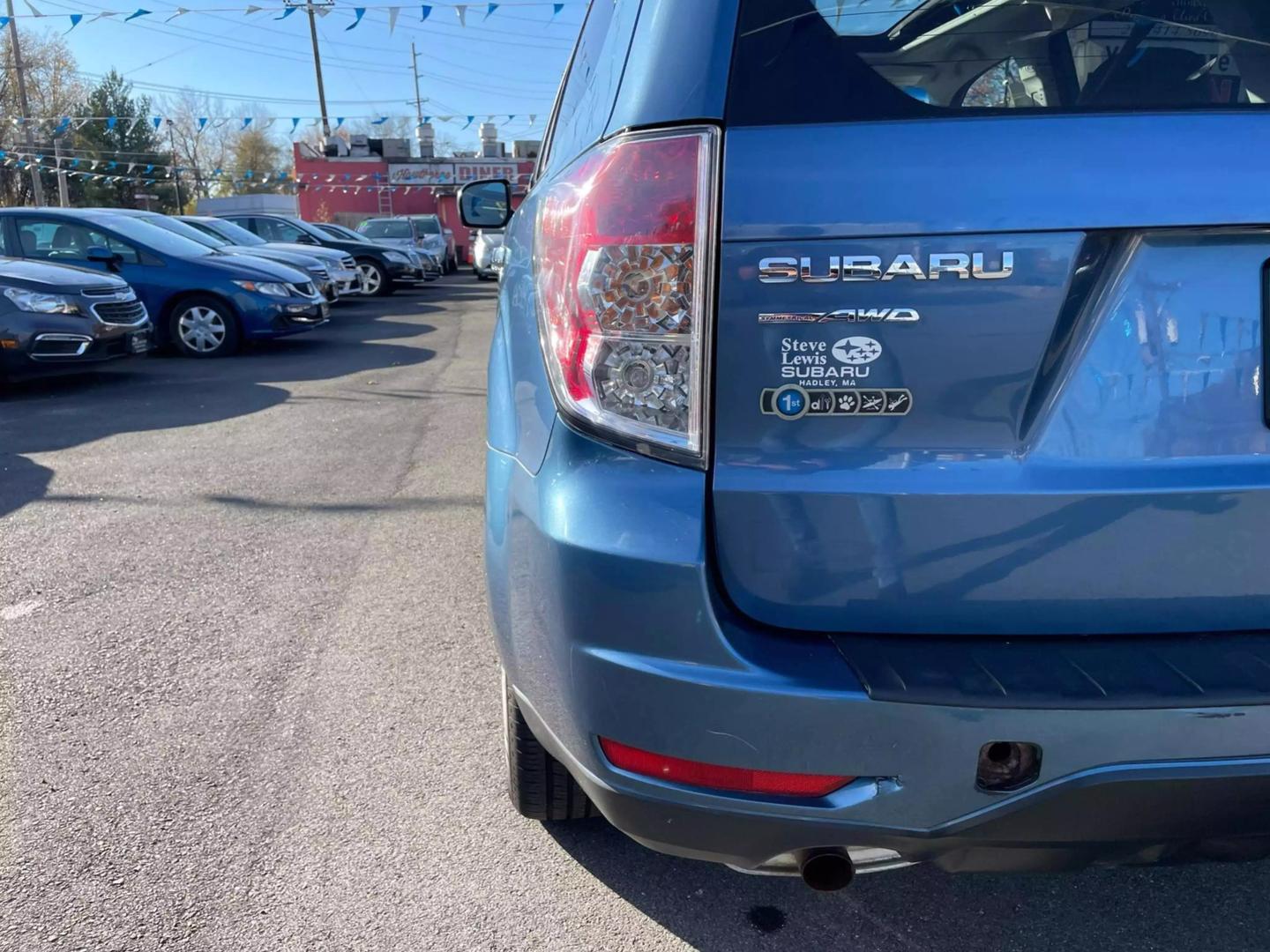 2010 Subaru Forester X Limited photo 14