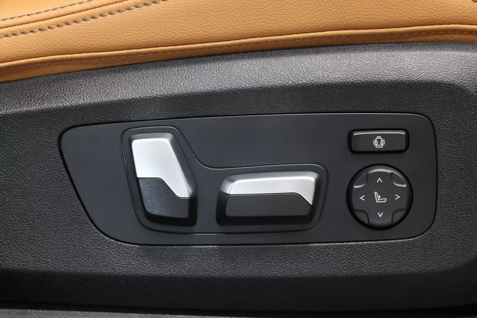 2022 Bmw X7 - Image 96