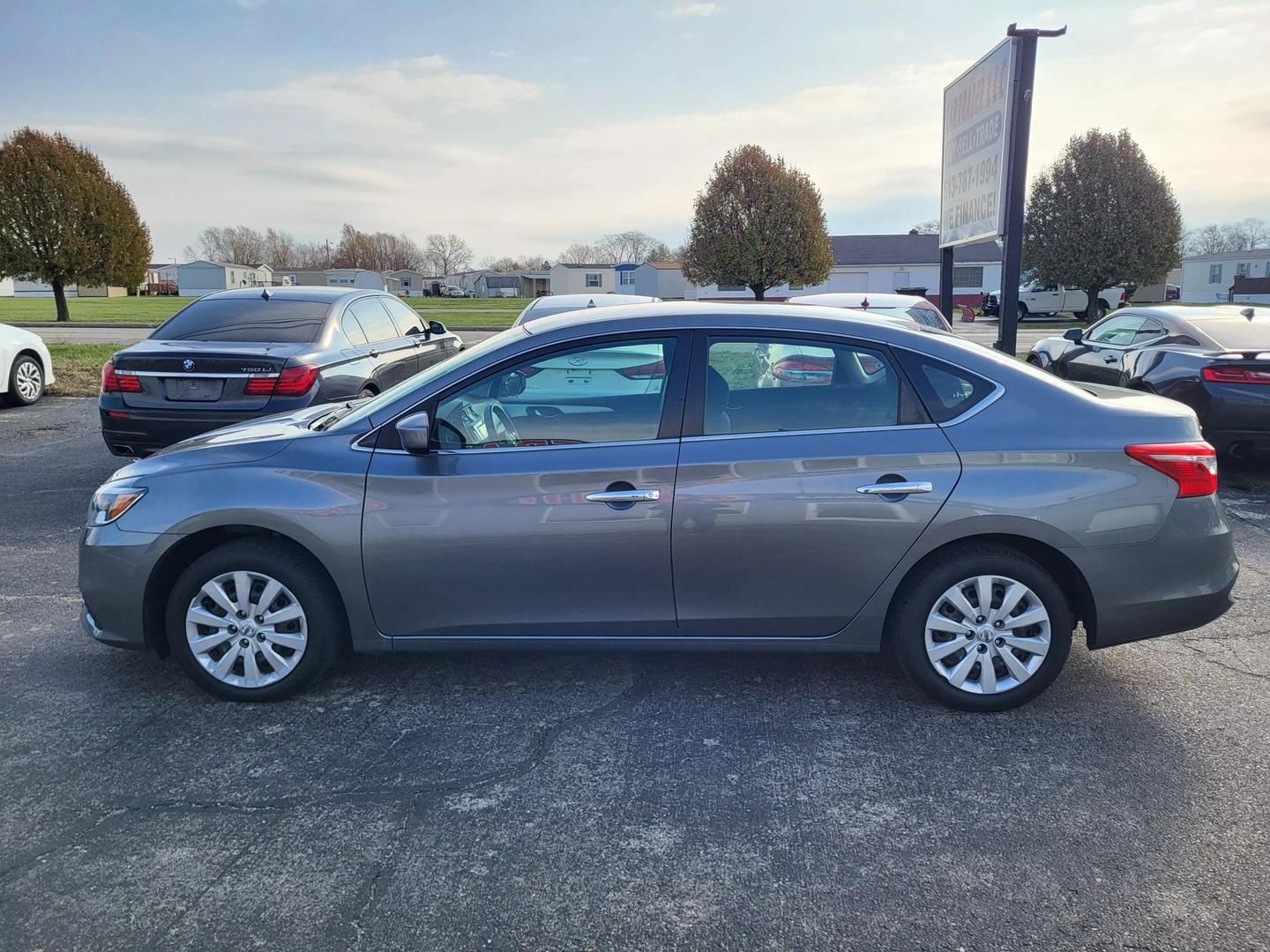 2019 Nissan Sentra S photo 8