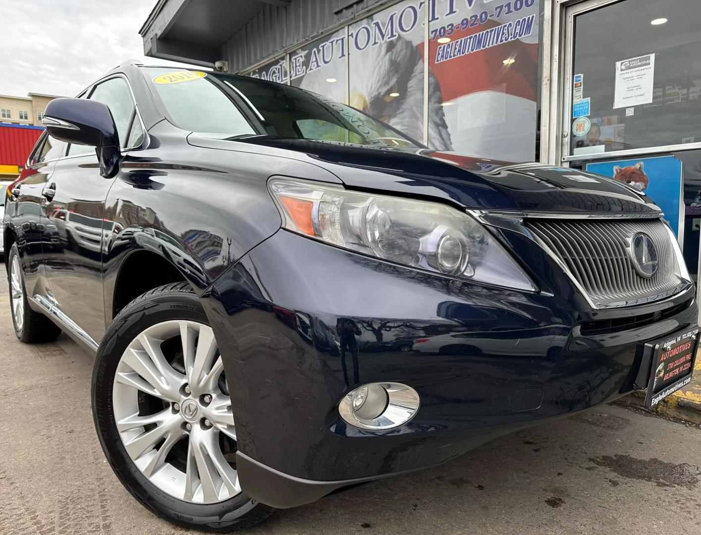 Lexus RX's photo