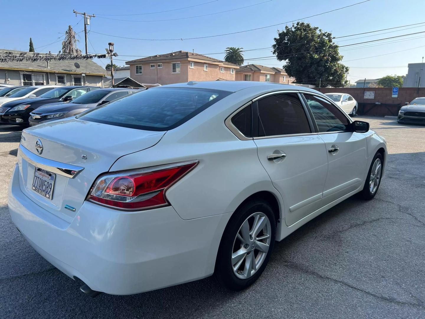 2014 Nissan Altima S photo 7