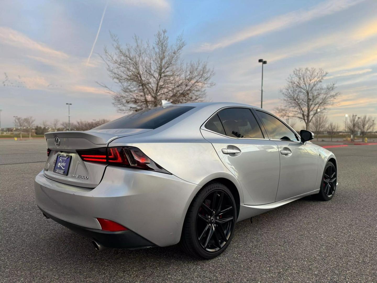 2016 Lexus IS 300 photo 6