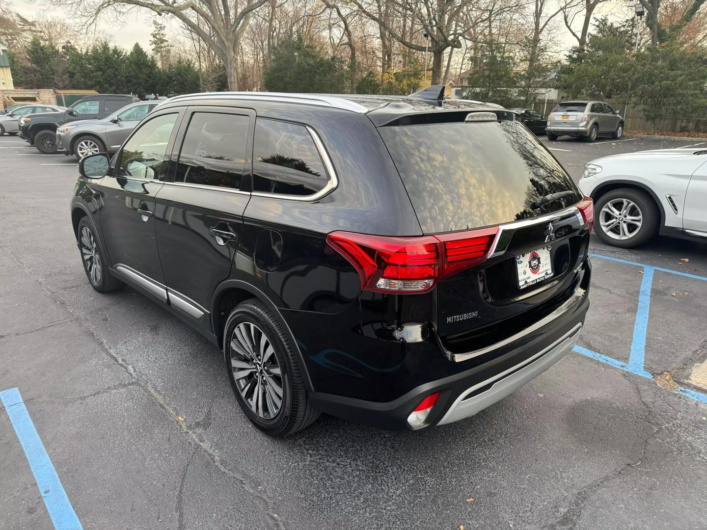 2019 Mitsubishi Outlander SEL photo 7