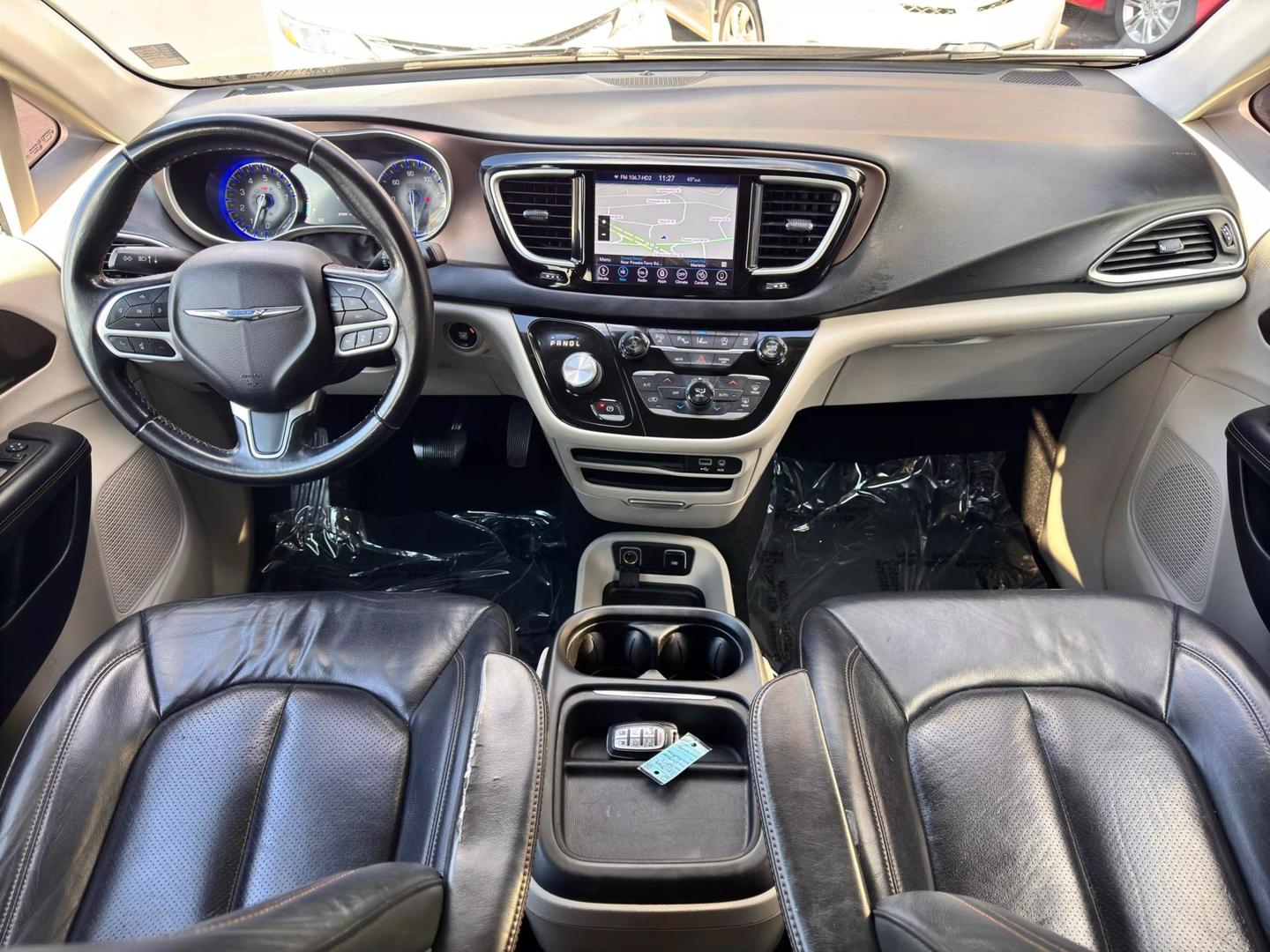 2018 Chrysler Pacifica Touring L photo 16