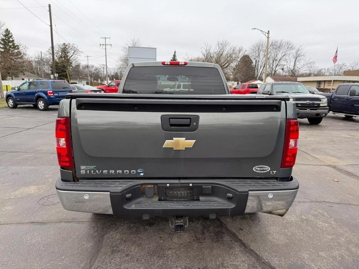 2011 Chevrolet Silverado 1500 LT photo 5