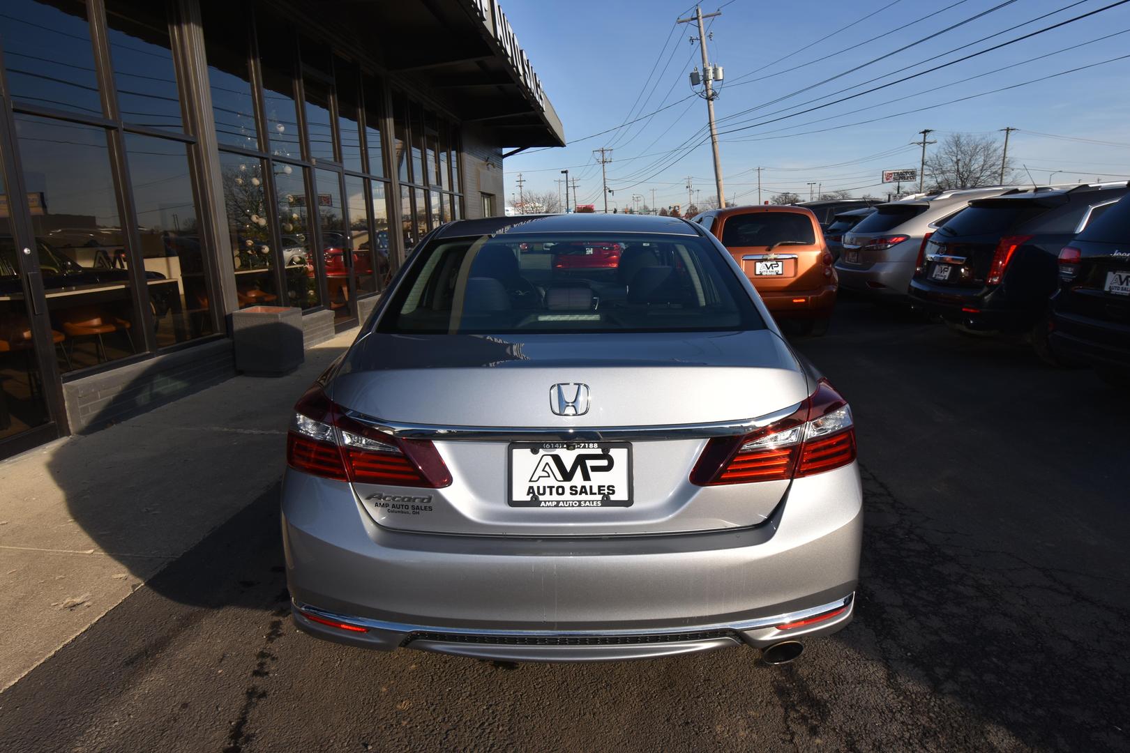 2016 Honda Accord LX photo 5