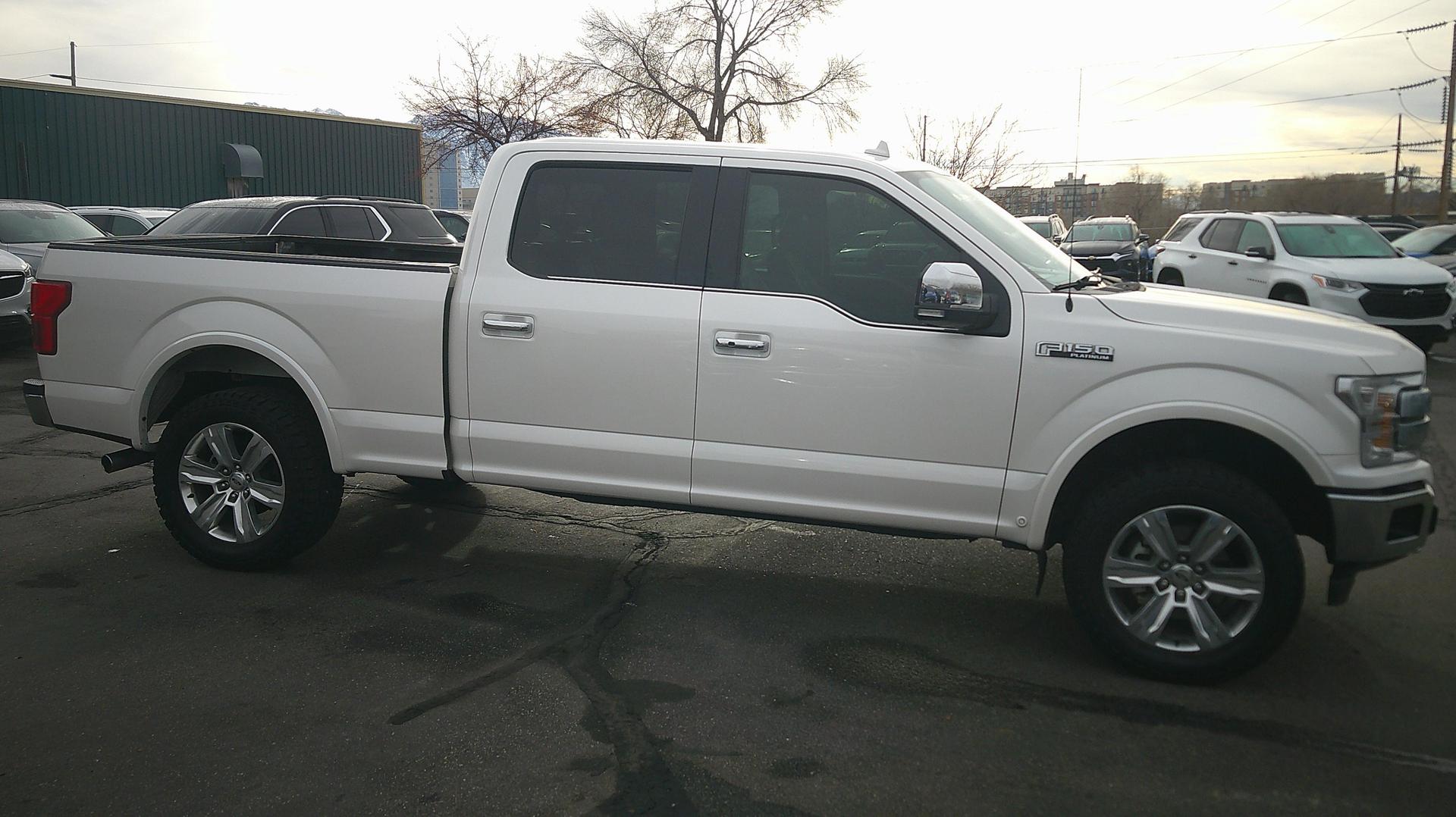 2018 Ford F-150 Platinum photo 4