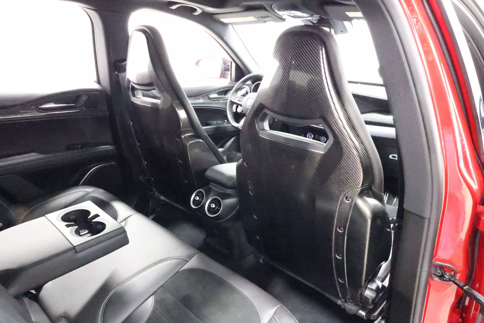 2022 Alfa Romeo Stelvio - Image 74