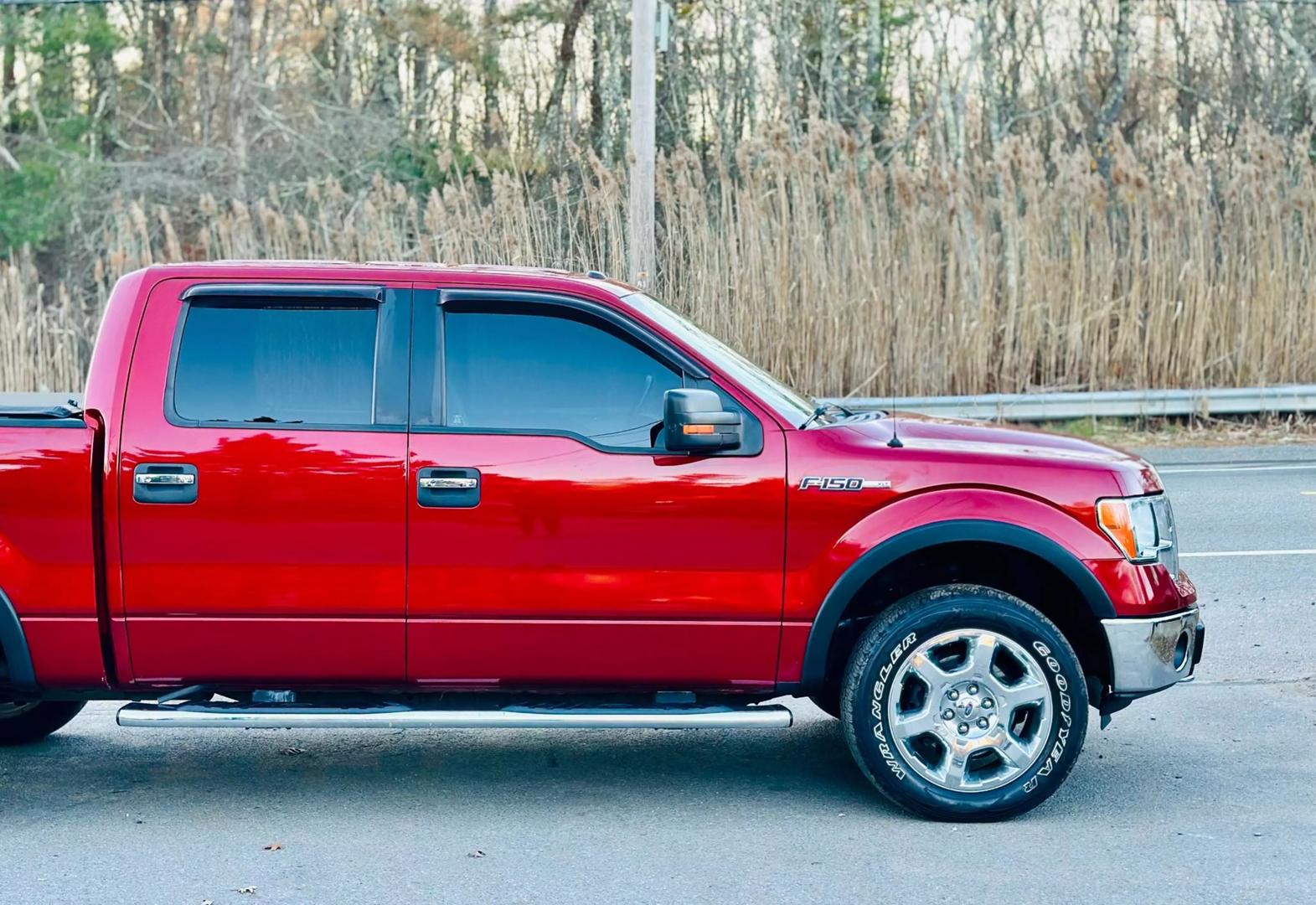 2014 Ford F-150 STX photo 12