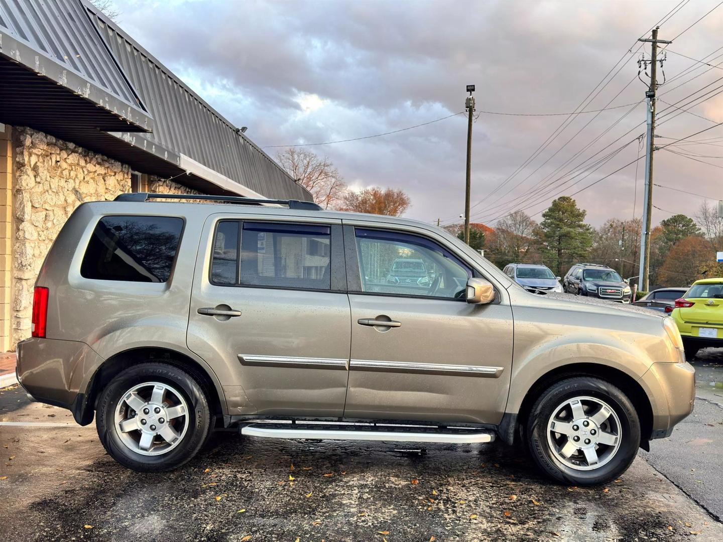 2011 Honda Pilot Touring photo 5