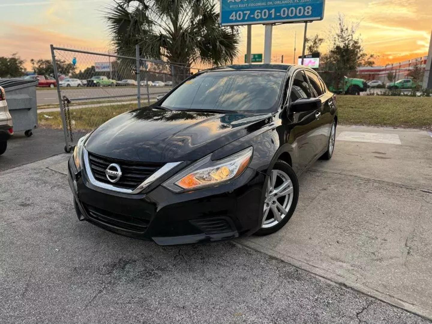 Nissan Altima's photo