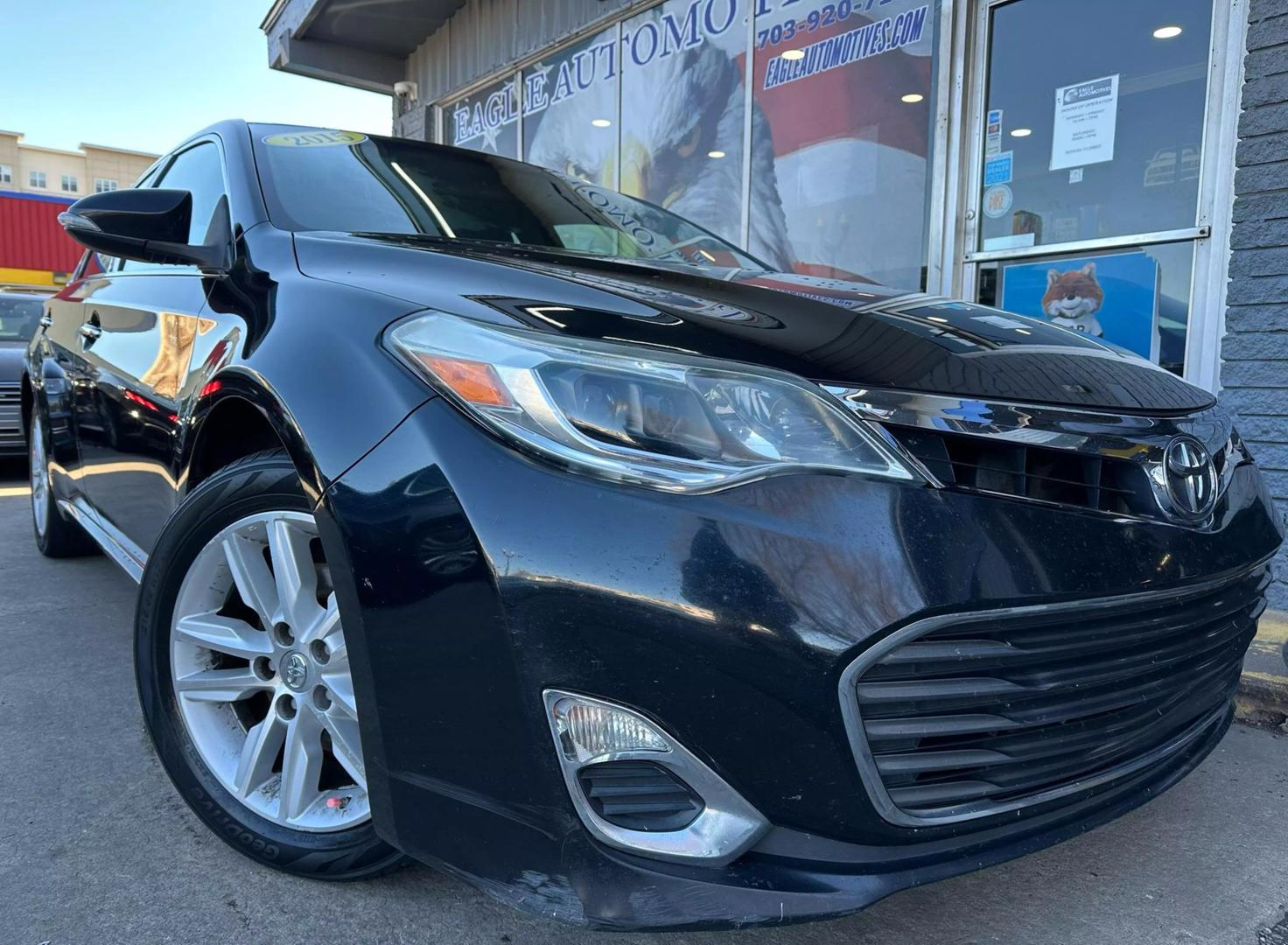 Toyota Avalon's photo